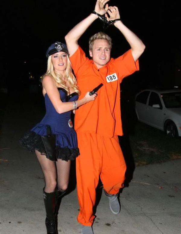 [HALLOWEEN] Heidi Montag, une policière de charme