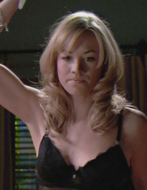 photos Yvonne Strahovski