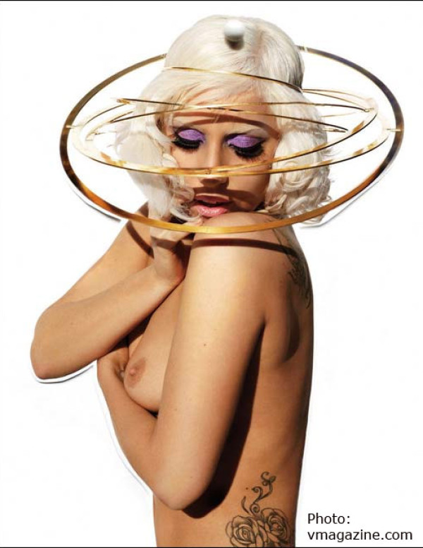 Lady Gaga topless