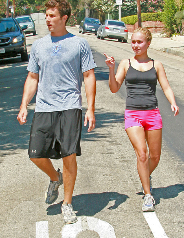 [PHOTOS] Randonné sexy pour Hayden Panettiere