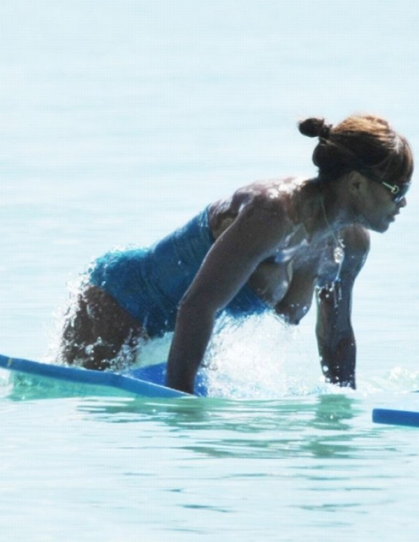 Oops un sein de Serena Williams qui se sauve !