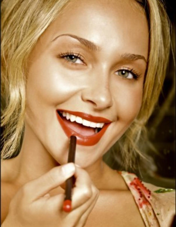 Hayden Panettiere dans Lush Magazine