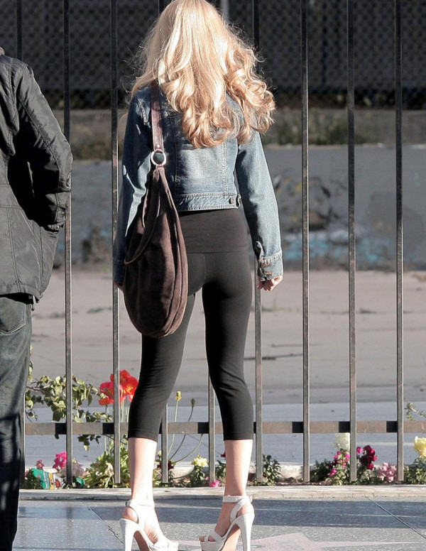 Christina Aguilera Cameltoe