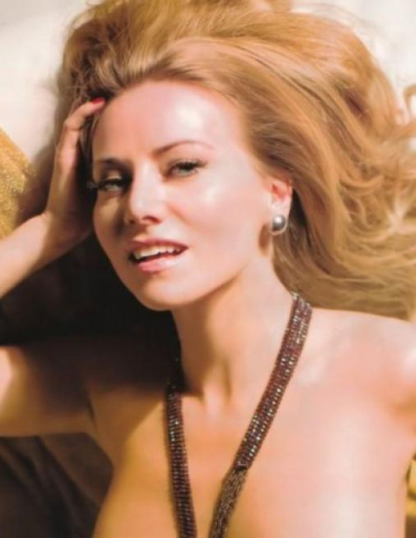 Lenka Da Silva nue dans Playbloy