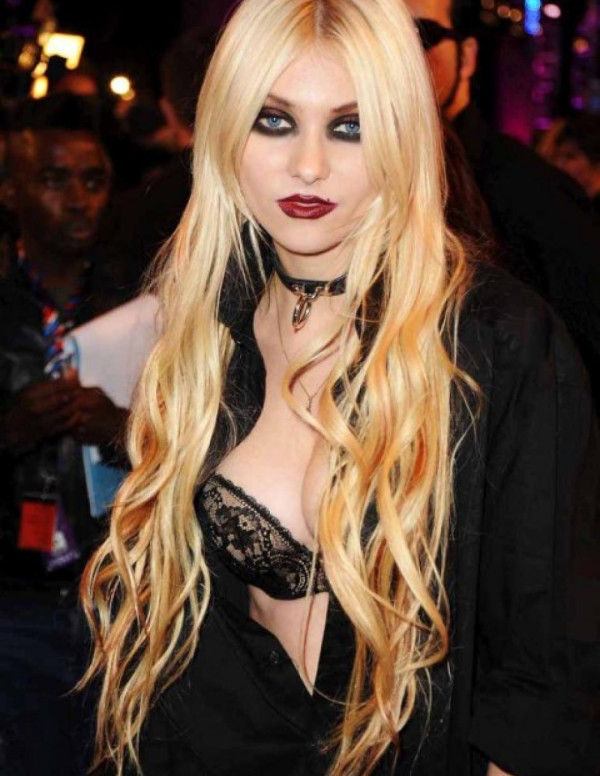 Le décolleté de Taylor Momsen