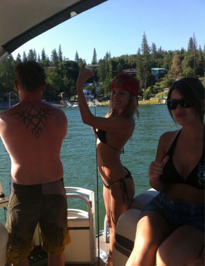 photos Sara Jean Underwood