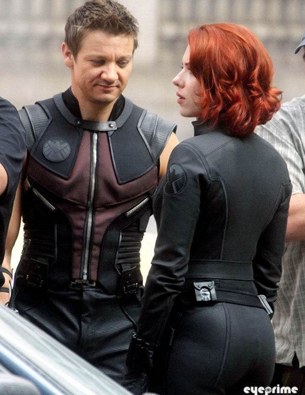 Scarlett Johansson sur le tournage de The Avengers