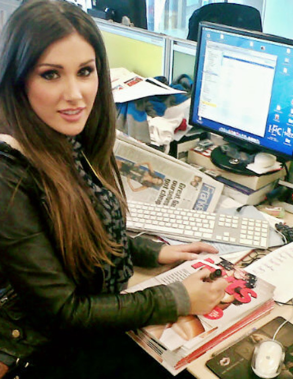 Lucy Pinder toujours souriante et radieuse