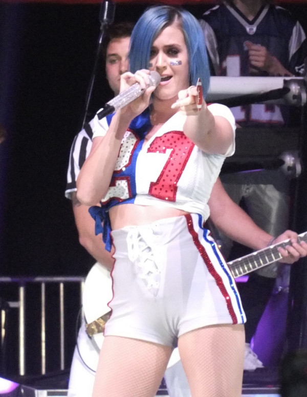 Katy Perry s’enflamme en Indiana