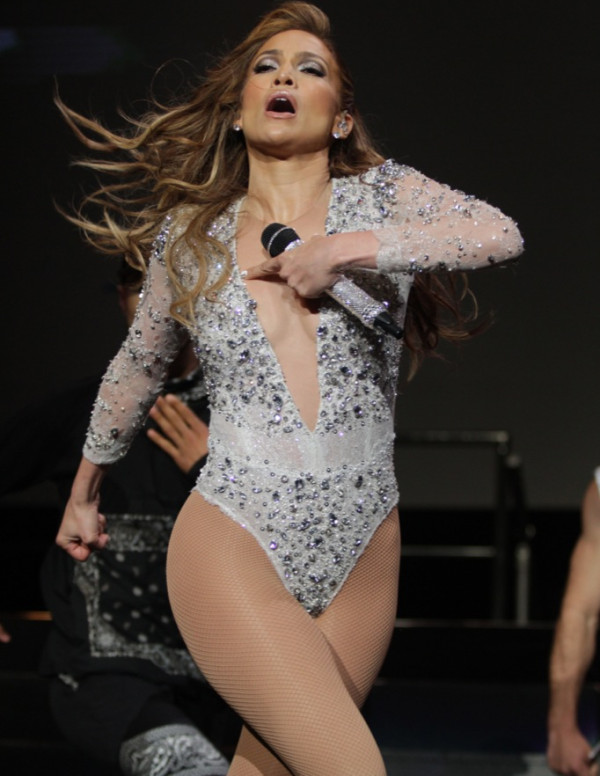 Jennifer Lopez venu mettre le feu dans le New Jersey