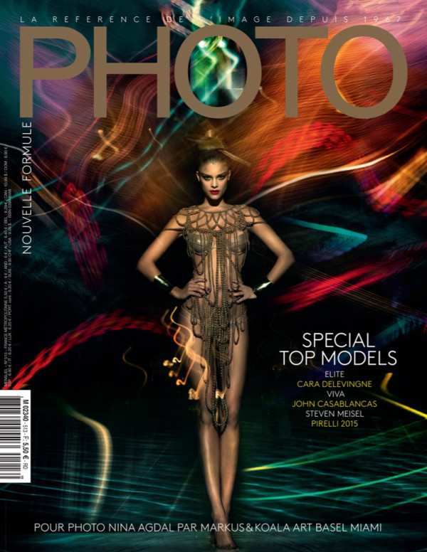 Nina Agdal sexy pour le magazine Photo