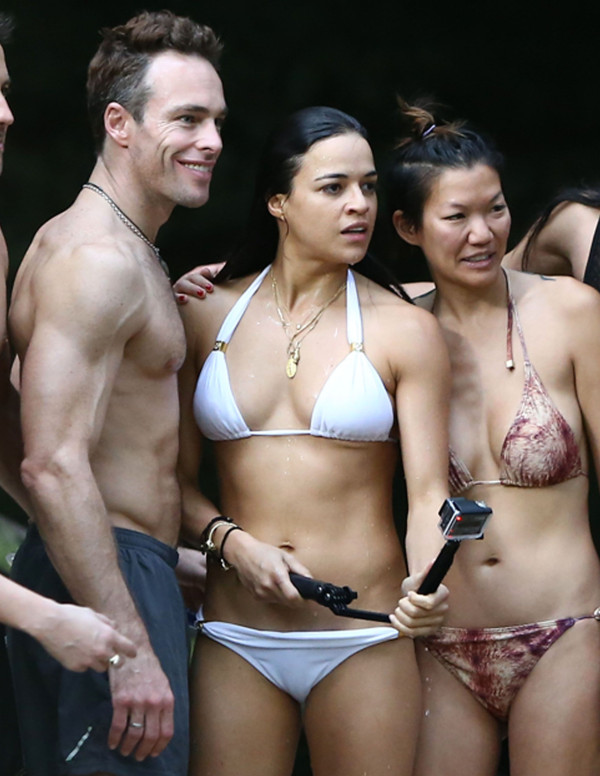 Découvrez Michelle Rodriguez en bikini