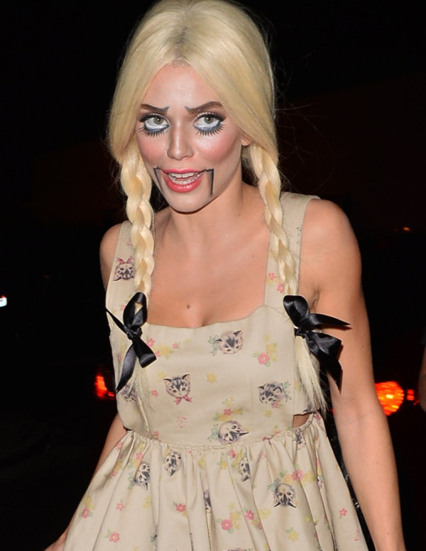 [HALLOWEEN 2015] AnnaLynne McCord à la soirée halloween JustJared à Hollywood