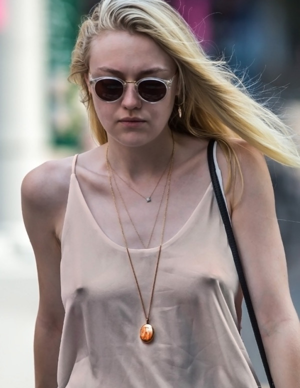 Dakota Fanning dans les rues de NYC