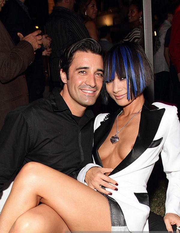 Bai Ling à une fête