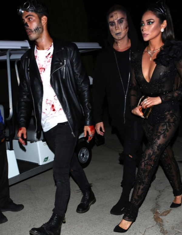 Shay Mitchell à la fête d'Halloween de Chrissy Teigen et John Legends à Los Angeles