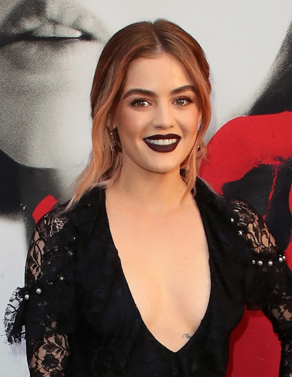 Lucy Hale pour la première du film ACTION OU VERITE à Hollywood