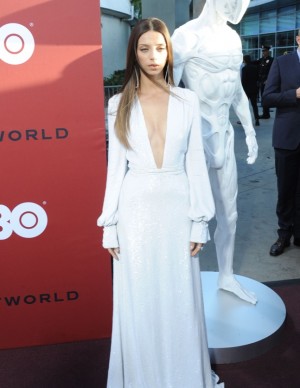 photos Angela Sarafyan