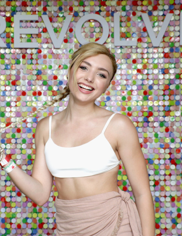 Peyton Roi List au deuxième jour du #REVOLVE festival à Coachella