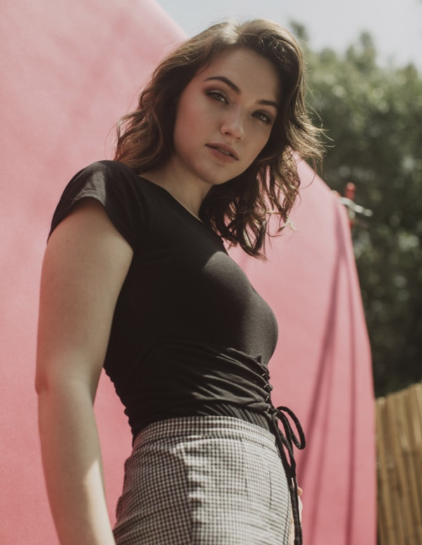 Shooting Violett Beane par Brian Overend