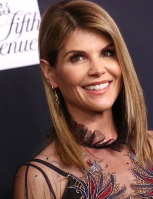 photos Lori Loughlin