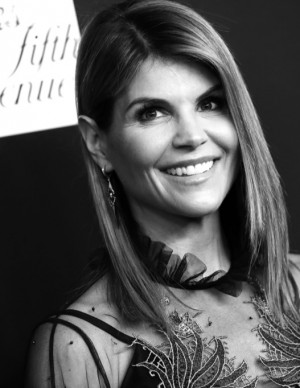 photos Lori Loughlin