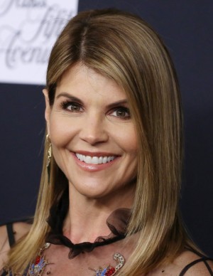 photos Lori Loughlin