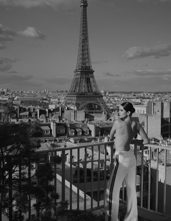 Shooting Nina Dobrev à Paris pour La Ligne New York