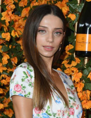 photos Angela Sarafyan