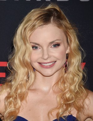 photos Izabella Miko