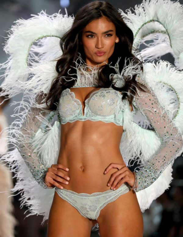 Kelly Gale aux Victoria's Secret Fashion Show 2018