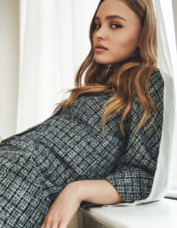 Lily-Rose Depp dans Grazia magazine France