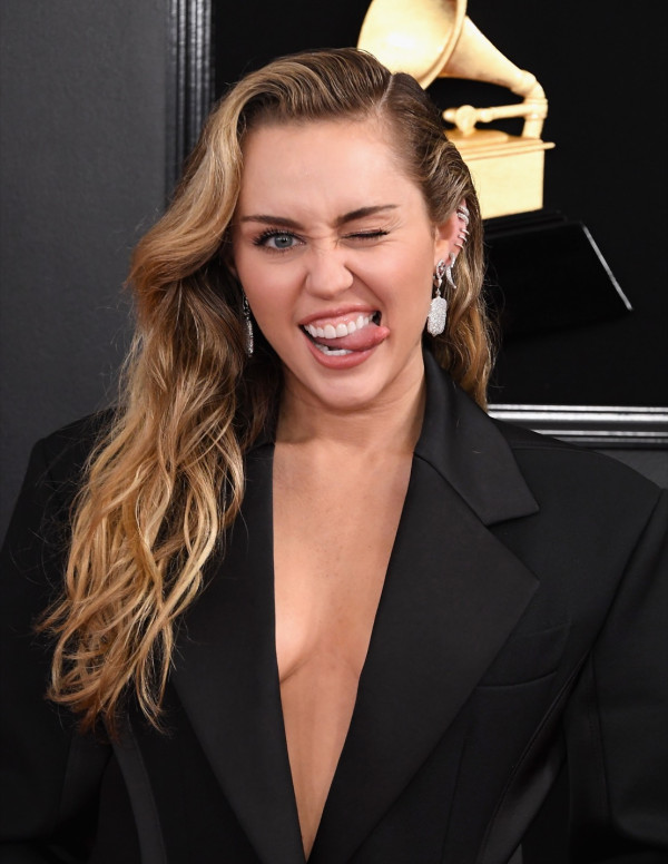 Miley Cyrus aux 61ème GRAMMY Awards à Los Angeles