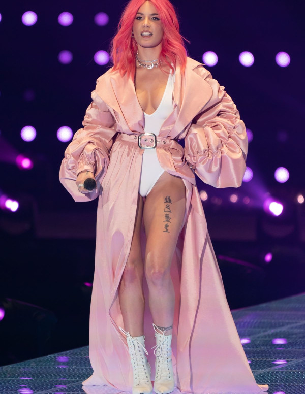 Halsey en concert au Tokyo Girls Collection à Yokohama City