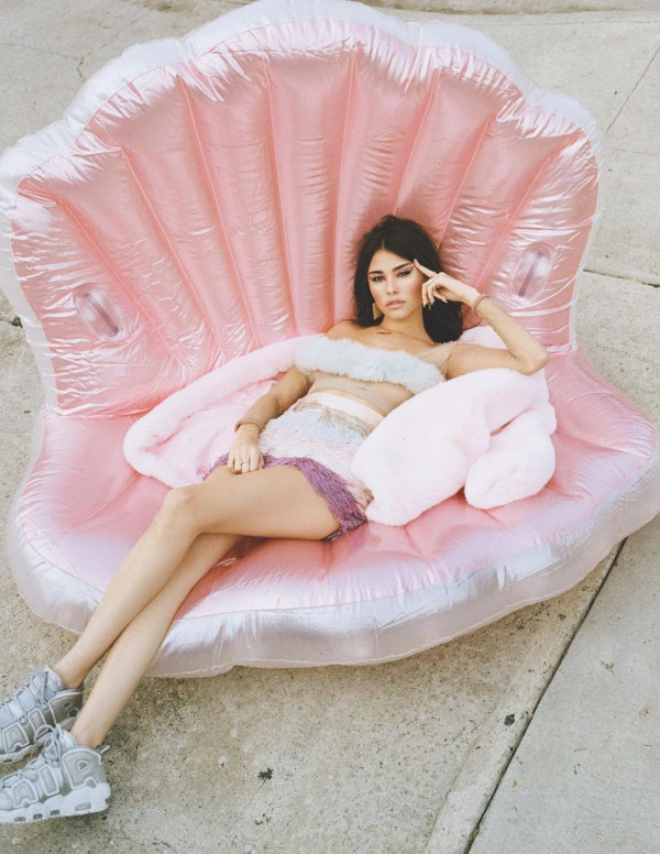 Madison Beer dans Notion Magazine, Printemps 2019