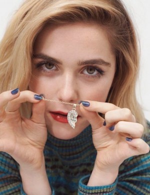 photos Kiernan Shipka