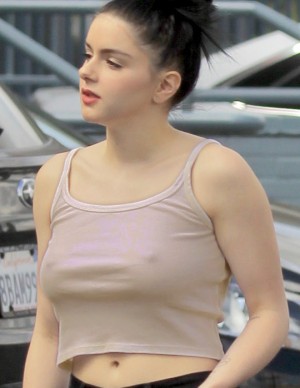 photos Ariel Winter