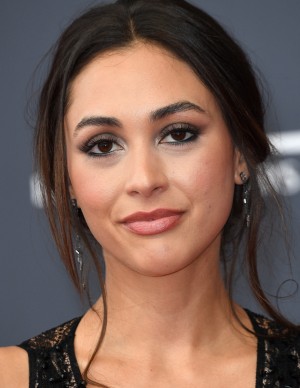 photos Lindsey Morgan