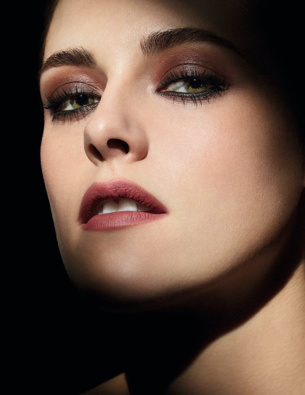 Shooting Kristen Stewart - Noir et Blanc par Chanel, Campagne été 2019