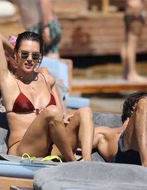 photos Alessandra Ambrosio