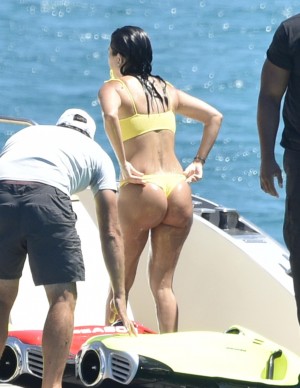 photos Kourtney Kardashian