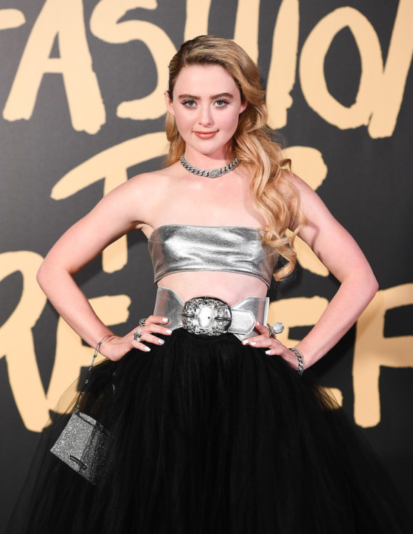 Kathryn Newton à Londres pour le gala Fashion For Relief