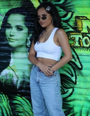 photos Becky G