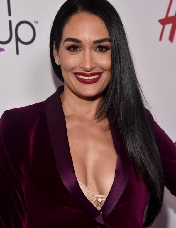 Nikki Bella à Beverly Hills pour les #GirlHero Awards 2019