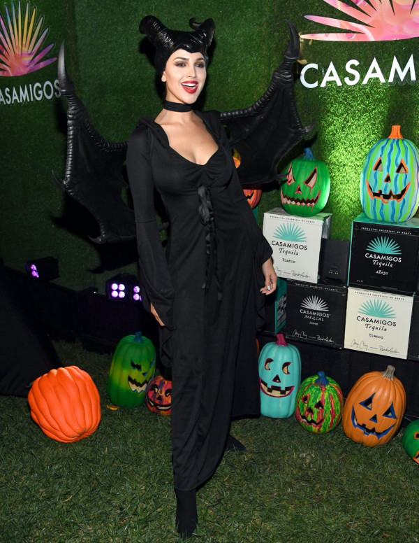 Eiza Gonzalez fête Halloween à la soirée Casamigos à Beverly Hills