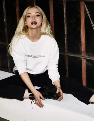 photos Dove Cameron 