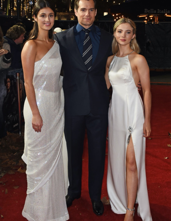 Freya Allan à Londres pour la première de The Witcher