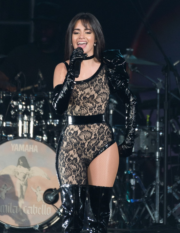 Camila Cabello en concert au Allstate Arena à Chicago