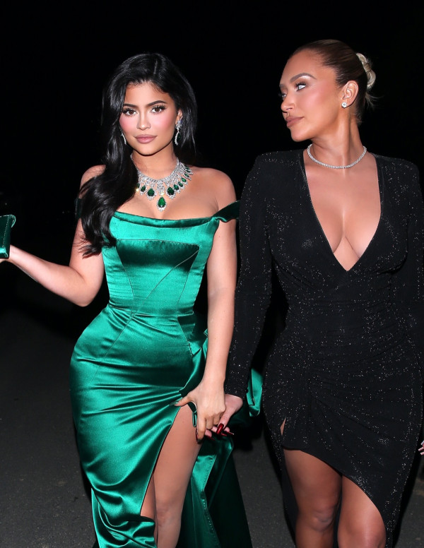 Kylie Jenner et Stassie Karanikolaou en soirée à Los Angeles