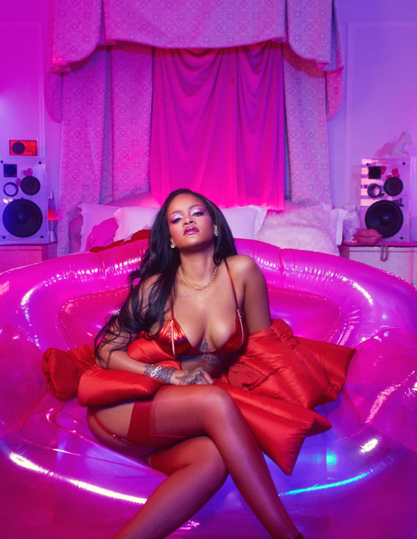 Shooting sexy de Rihanna - Savage X Fenty Valentine's Day, janvier 2020